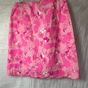 Lily Pulitzer. Size 8 pink cat skirt with scalloped edge